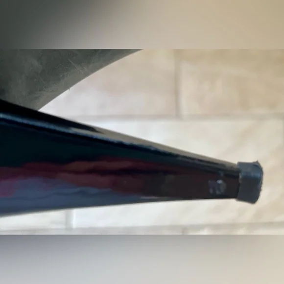 Stuart Weitzman Black and Gray Heels sz 7. Patent leather & wool. Made in Spain - Picture 12 of 12